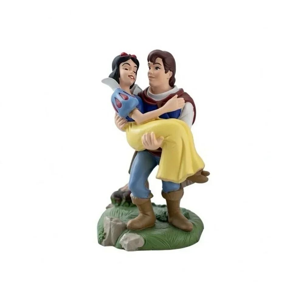 Disney Snow White & Prince Charming Figurine. Classics PVC.Possible Cake Topper